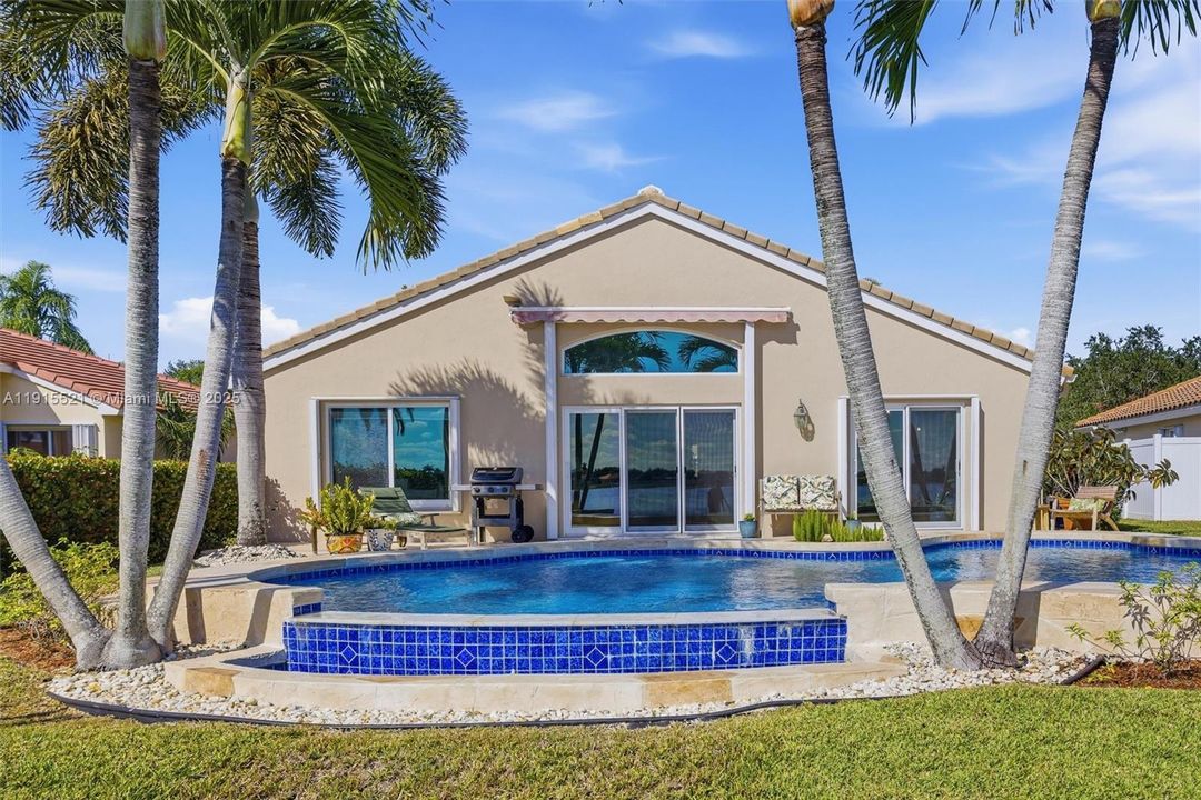 待售: $795,000 (3 贝兹, 2 浴室, 1648 平方英尺)