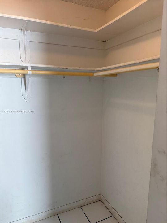Walk-in closet