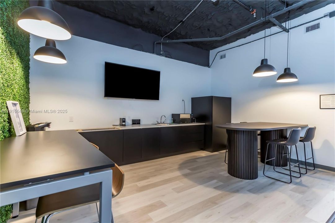 For Rent: $750 (0 beds, 0 baths, 0 Square Feet)