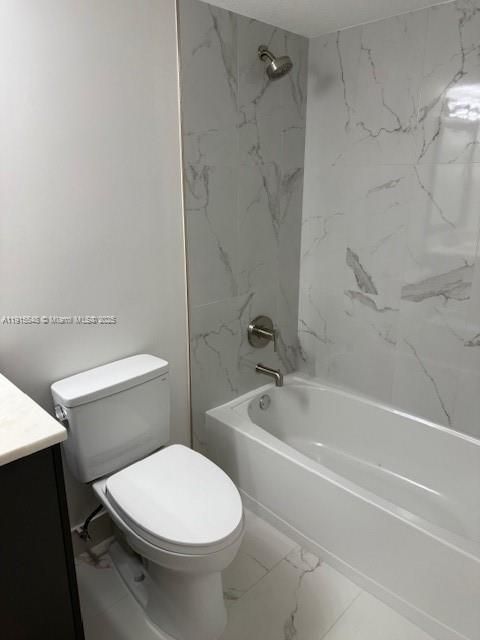 En Venta: $275,000 (2 camas, 2 baños, 1130 Pies cuadrados)