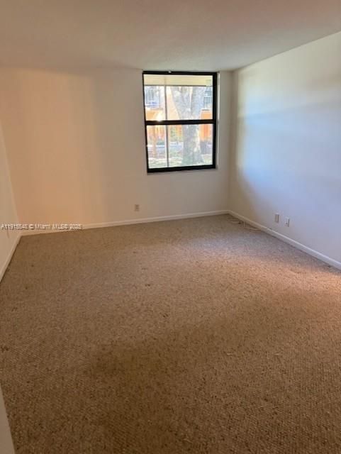 En Venta: $275,000 (2 camas, 2 baños, 1130 Pies cuadrados)