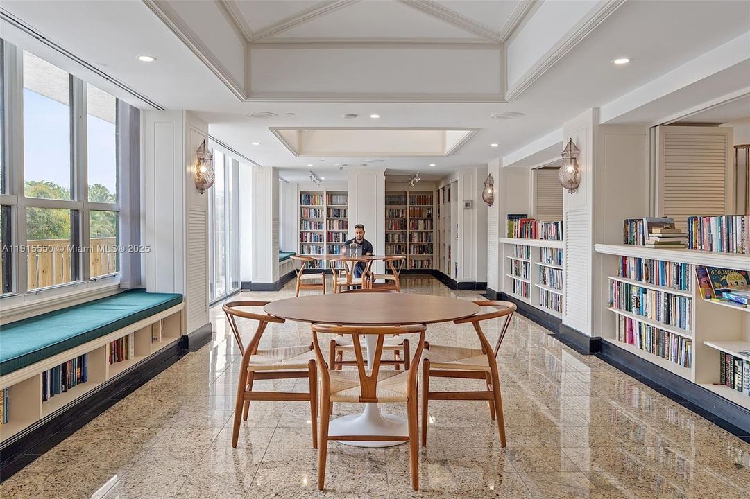 Недавно арендовано: $2,850 (2 спален, 2 ванн, 1219 Квадратных фут)