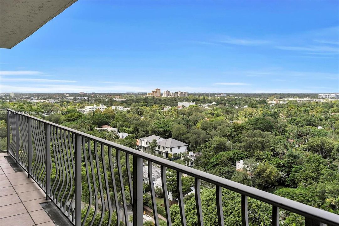 Недавно арендовано: $2,850 (2 спален, 2 ванн, 1219 Квадратных фут)