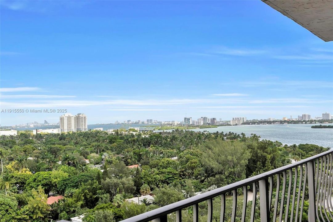 Недавно арендовано: $2,850 (2 спален, 2 ванн, 1219 Квадратных фут)