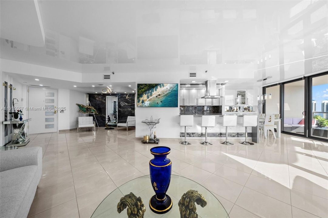 For Sale: $795,000 (2 beds, 2 baths, 1522 Square Feet)