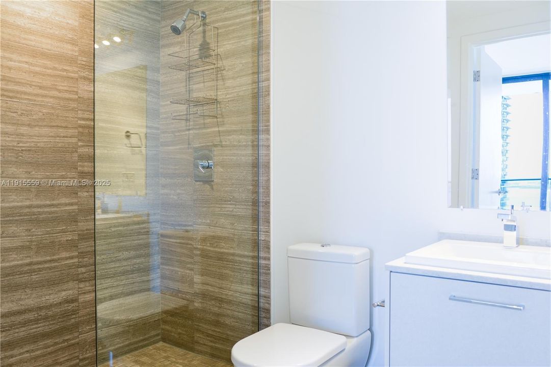 For Sale: $1,200,000 (2 beds, 3 baths, 1314 Square Feet)