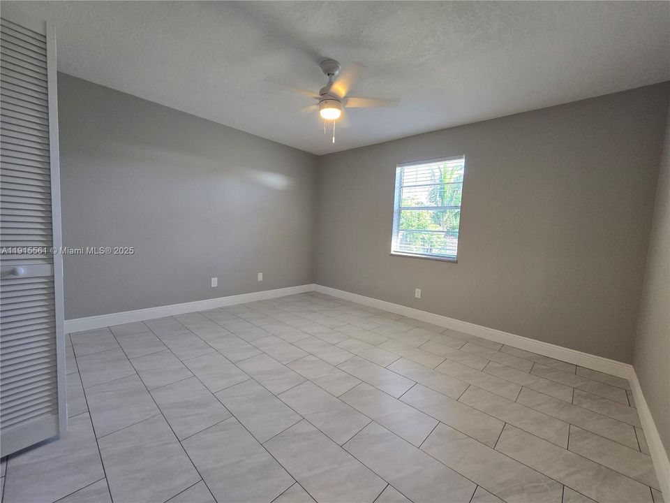 Недавно арендовано: $2,375 (4 спален, 2 ванн, 1576 Квадратных фут)