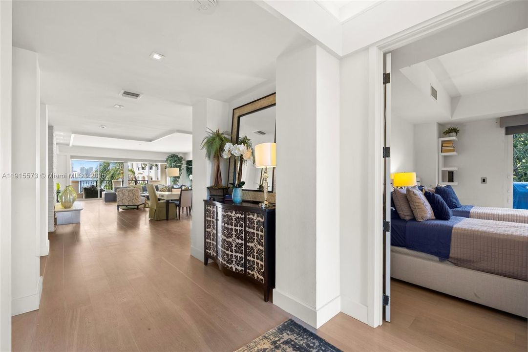 For Rent: $28,000 (3 beds, 3 baths, 2740 Square Feet)