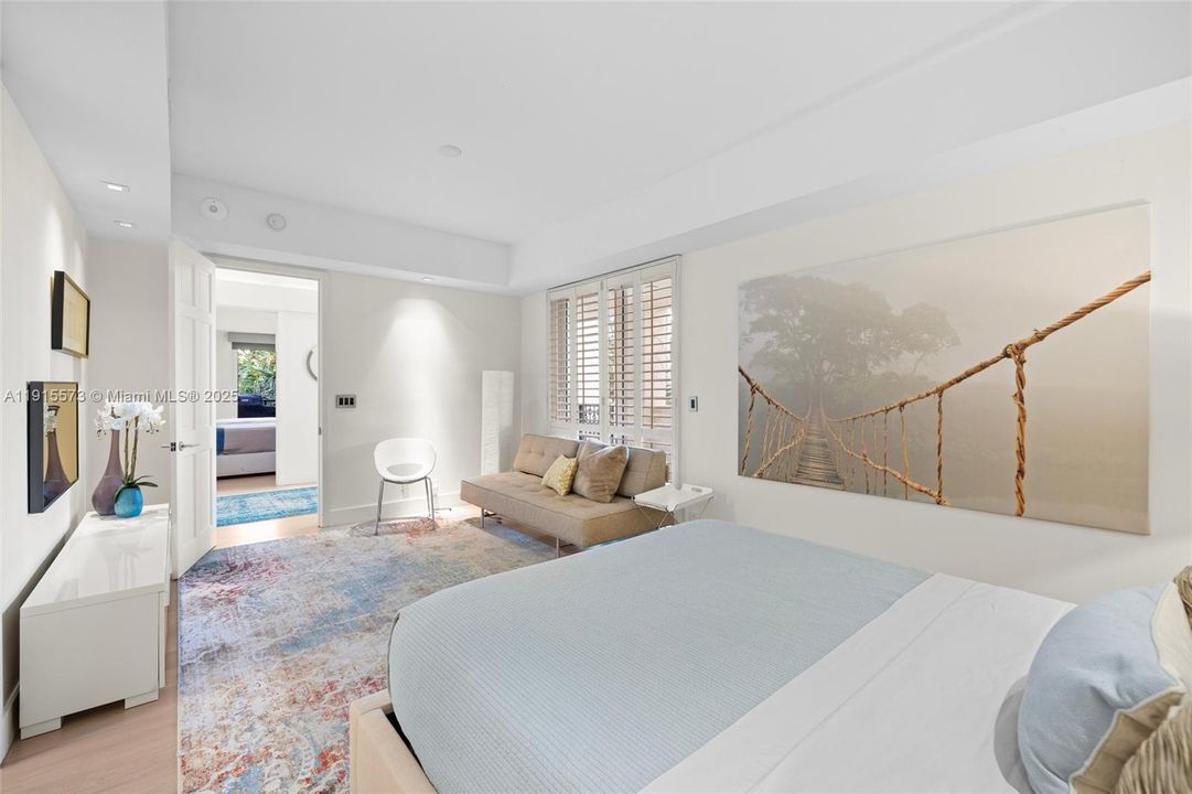 For Rent: $28,000 (3 beds, 3 baths, 2740 Square Feet)