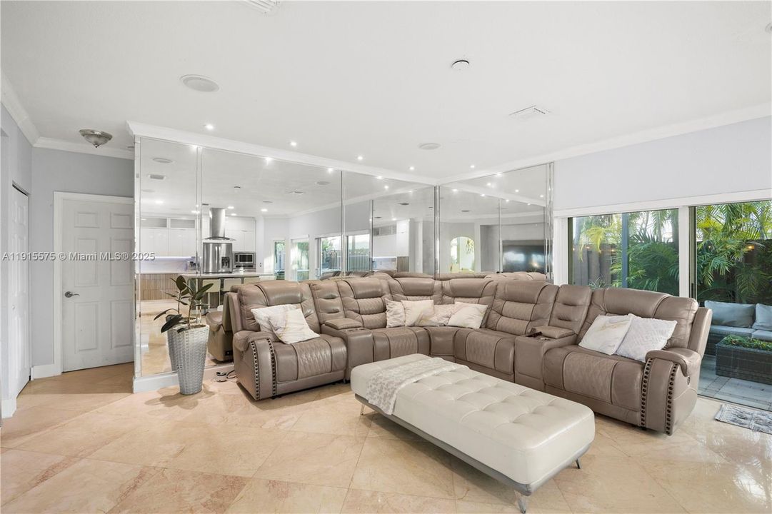 Active With Contract: $6,300 (5 beds, 3 baths, 2569 Square Feet)