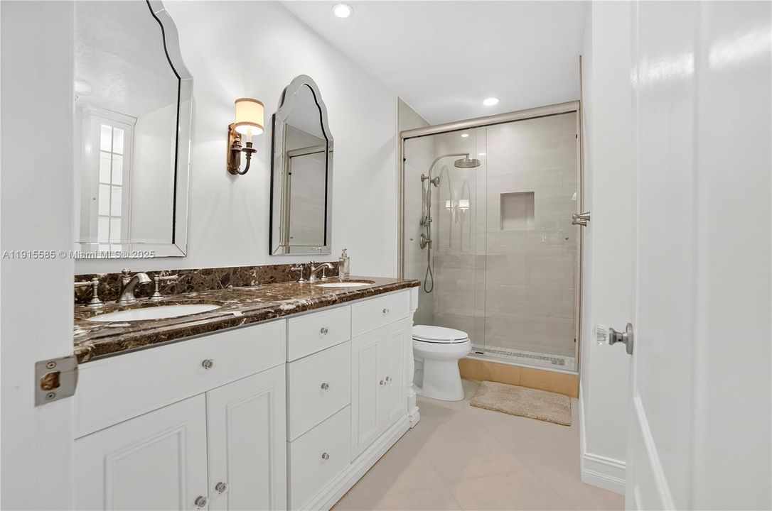 Active With Contract: $1,289,000 (3 beds, 2 baths, 2352 Square Feet)