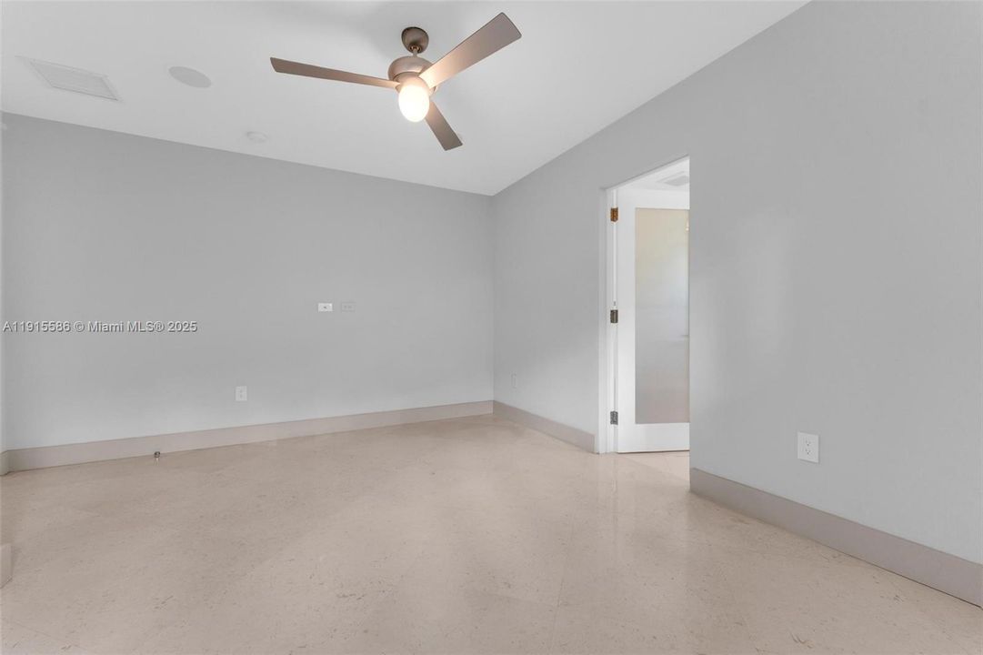 For Sale: $1,575,000 (3 beds, 3 baths, 2548 Square Feet)