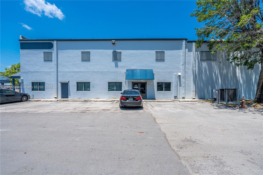 For Rent: $14 (0 beds, 0 baths, 0 Square Feet)