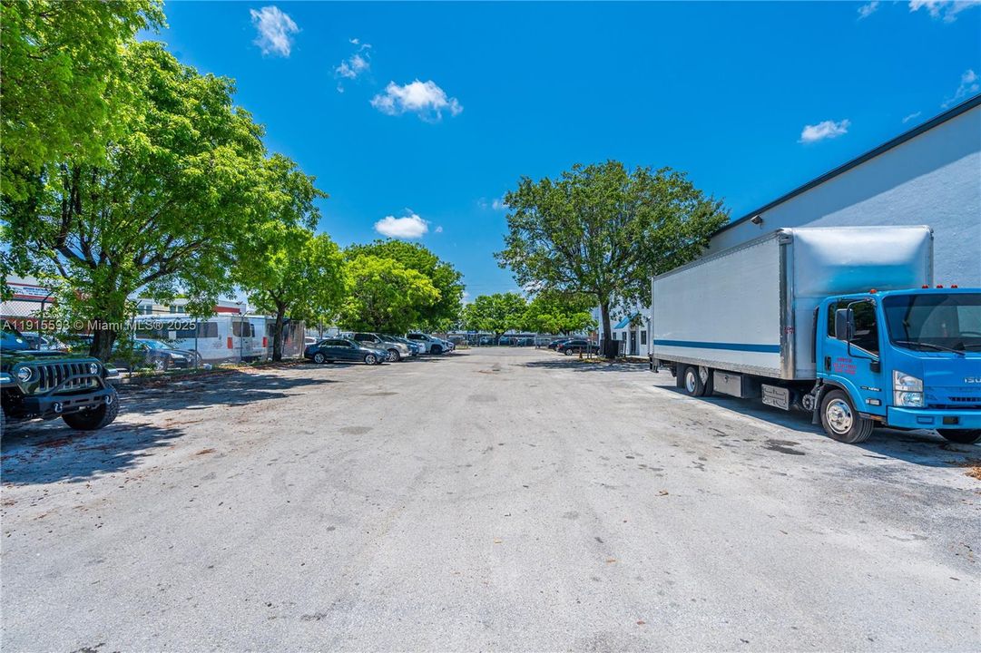 For Rent: $14 (0 beds, 0 baths, 0 Square Feet)