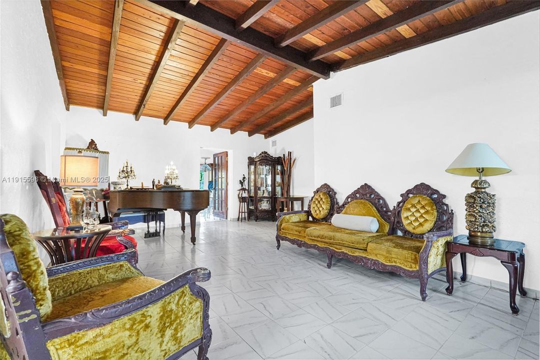 待售: $1,200,000 (0 贝兹, 0 浴室, 0 平方英尺)