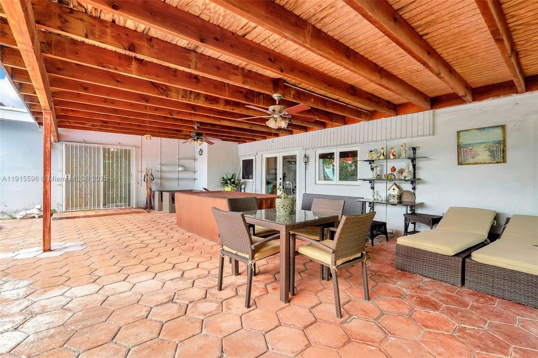 待售: $1,200,000 (0 贝兹, 0 浴室, 0 平方英尺)