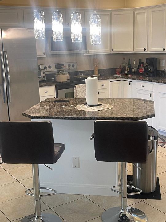 KITCHEN 1
