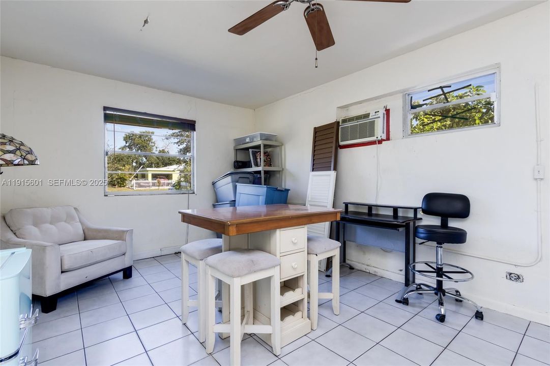 For Sale: $459,000 (4 beds, 3 baths, 1442 Square Feet)