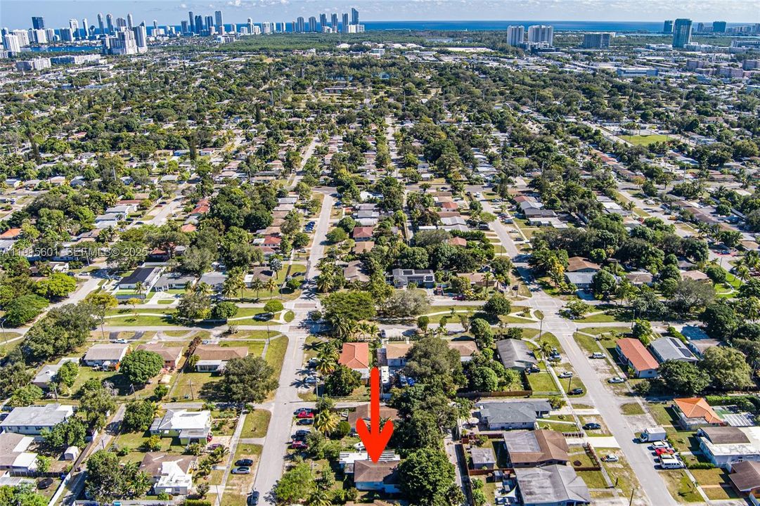 For Sale: $459,000 (4 beds, 3 baths, 1442 Square Feet)