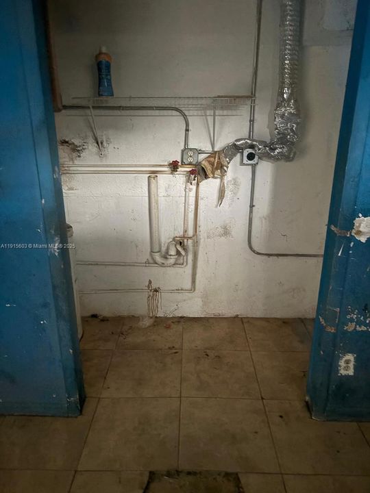 En Venta: $299,999 (3 camas, 2 baños, 1373 Pies cuadrados)