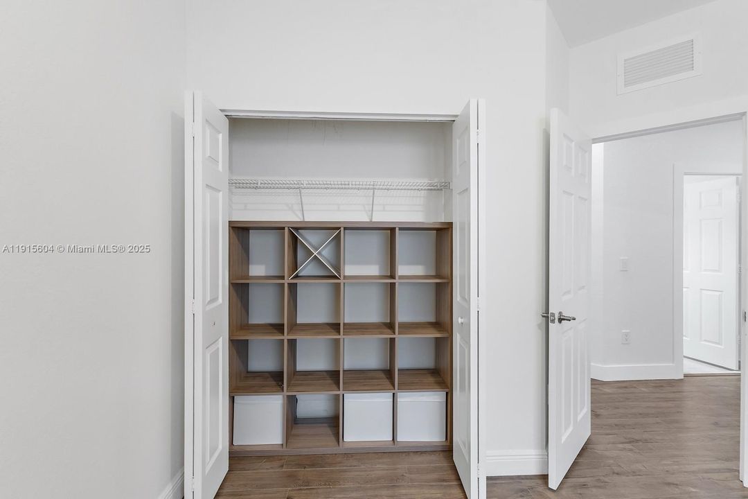 For Rent: $7,000 (4 beds, 3 baths, 2650 Square Feet)