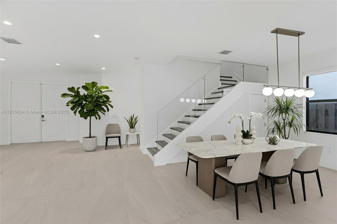 For Rent: $7,000 (4 beds, 3 baths, 2650 Square Feet)