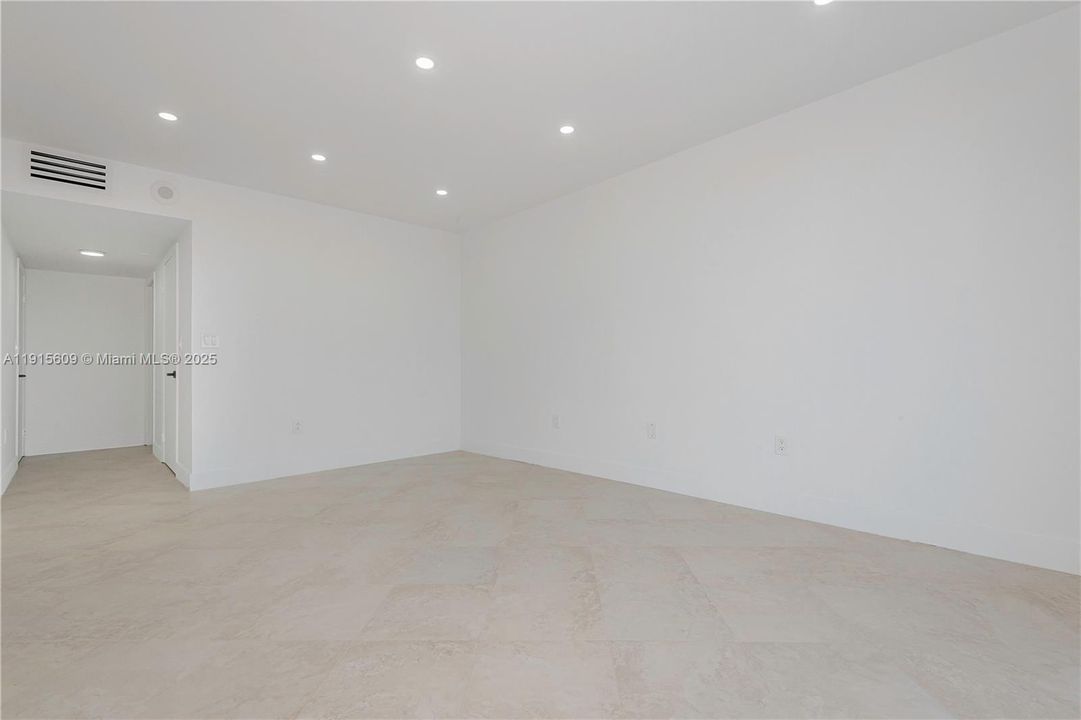 На продажу: $679,000 (1 спален, 1 ванн, 1150 Квадратных фут)