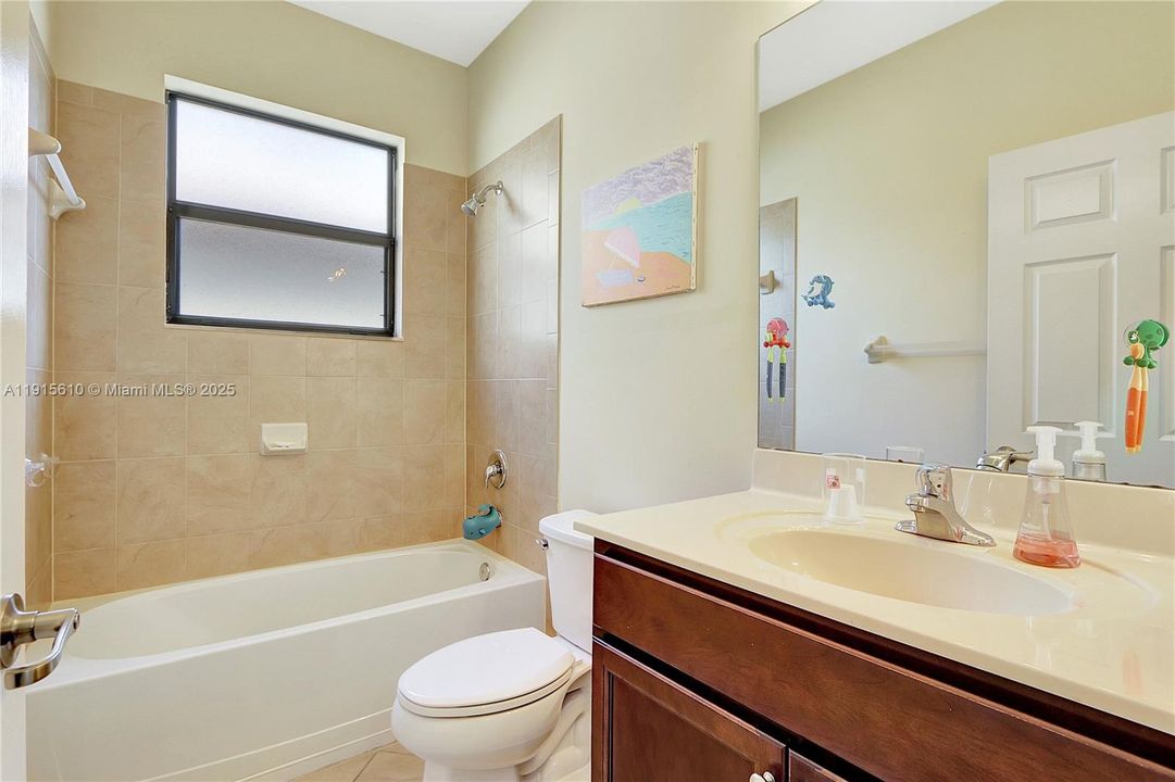 Active With Contract: $3,300 (4 beds, 3 baths, 1992 Square Feet)