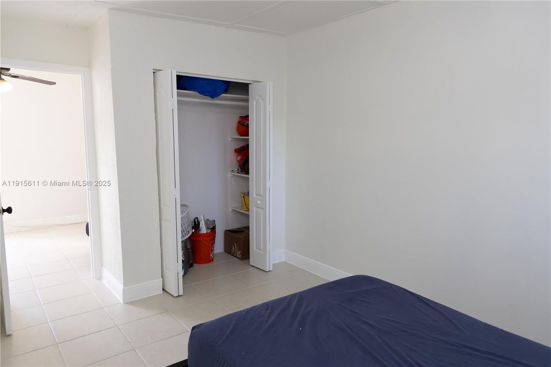 В аренду: $1,400 (1 спален, 1 ванн, 0 Квадратных фут)