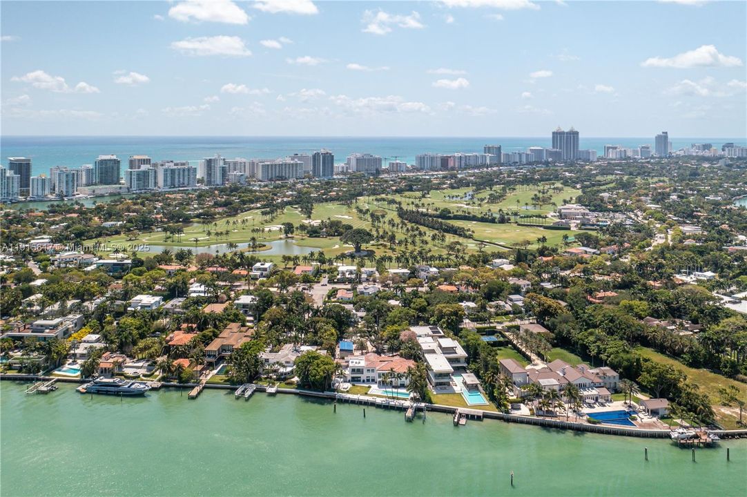 待售: $3,250,000 (5 贝兹, 5 浴室, 3392 平方英尺)