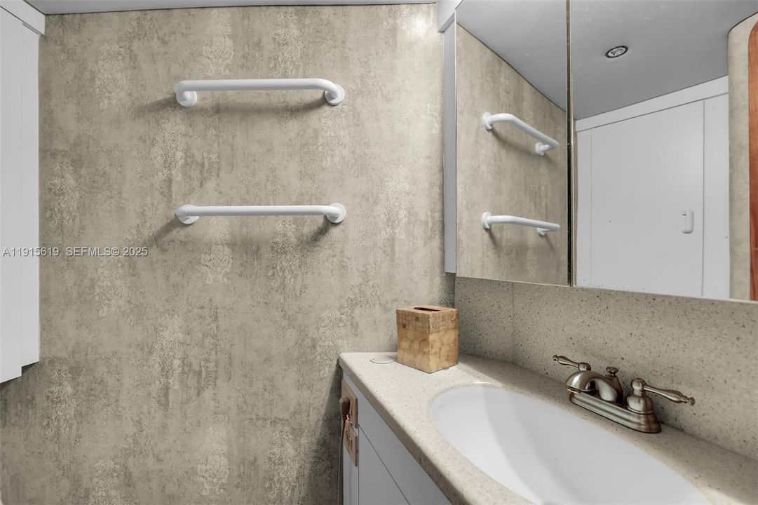 En Venta: $3,000,000 (3 camas, 3 baños, 1596 Pies cuadrados)