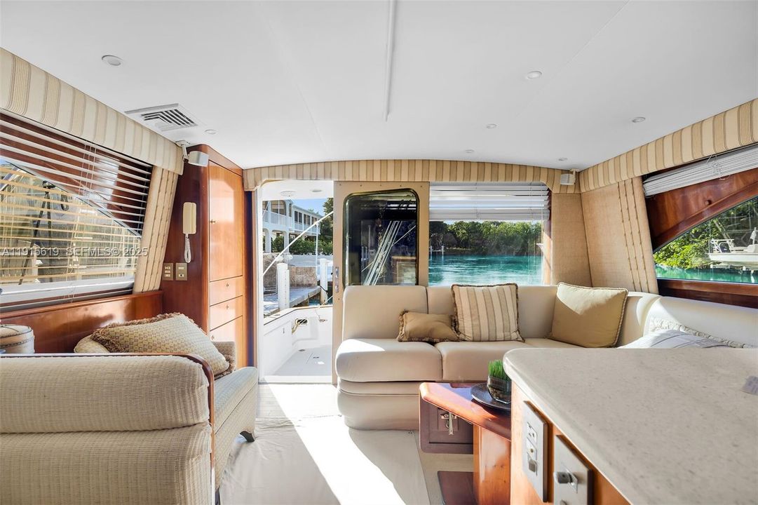 En Venta: $3,000,000 (3 camas, 3 baños, 1596 Pies cuadrados)