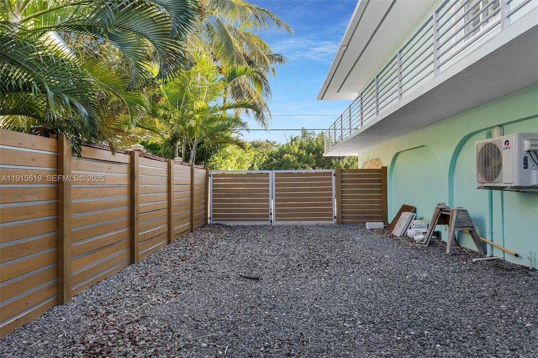 En Venta: $3,000,000 (3 camas, 3 baños, 1596 Pies cuadrados)