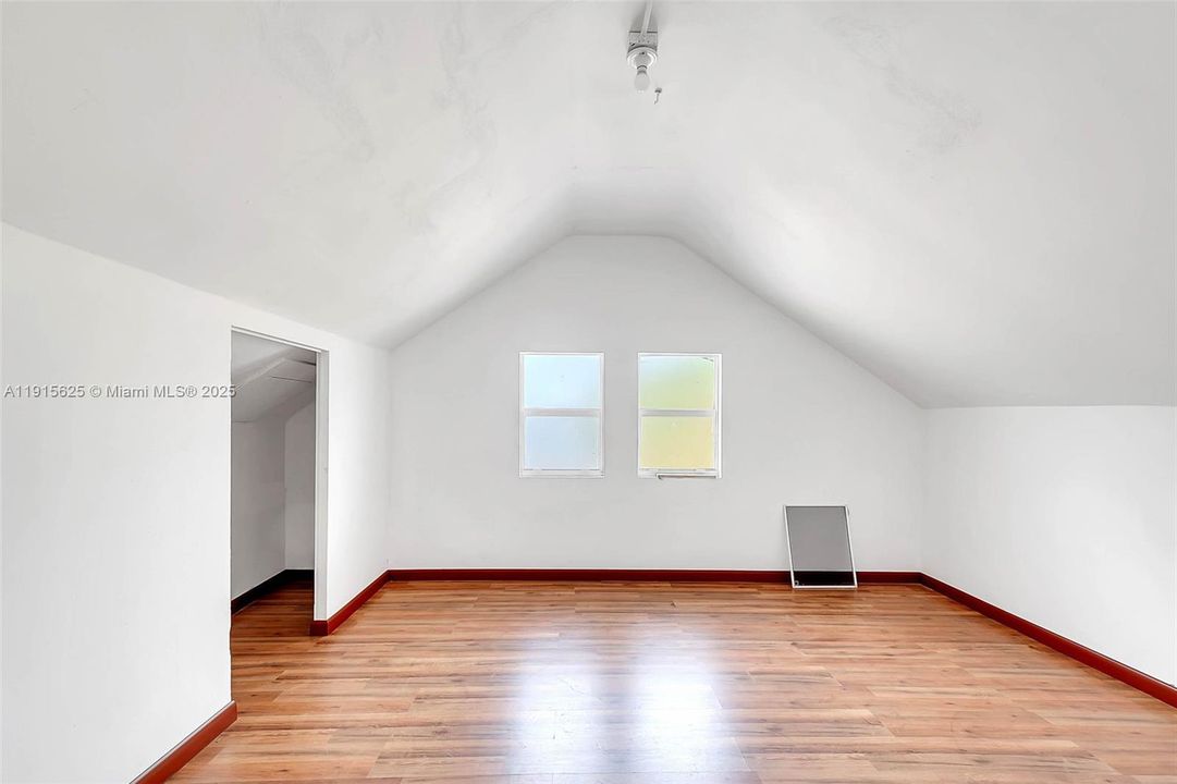 For Sale: $1,399,999 (0 beds, 0 baths, 0 Square Feet)