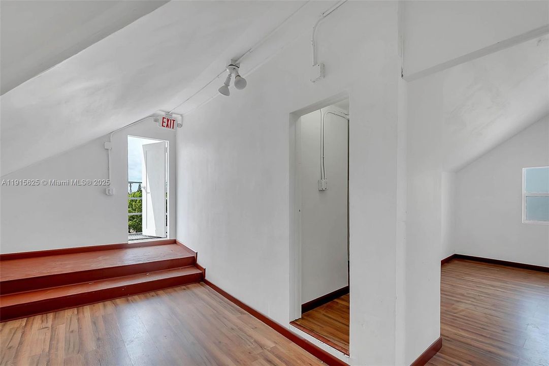 For Sale: $1,399,999 (0 beds, 0 baths, 0 Square Feet)