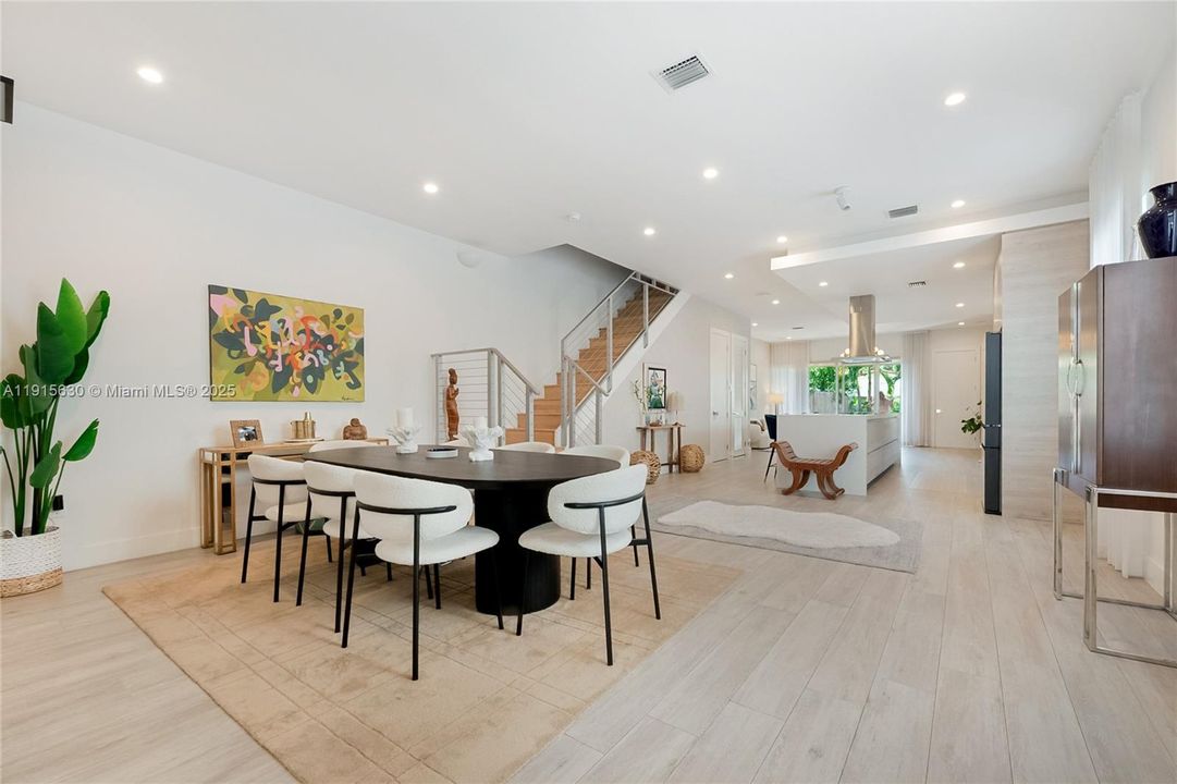 For Sale: $1,800,000 (4 beds, 4 baths, 2512 Square Feet)