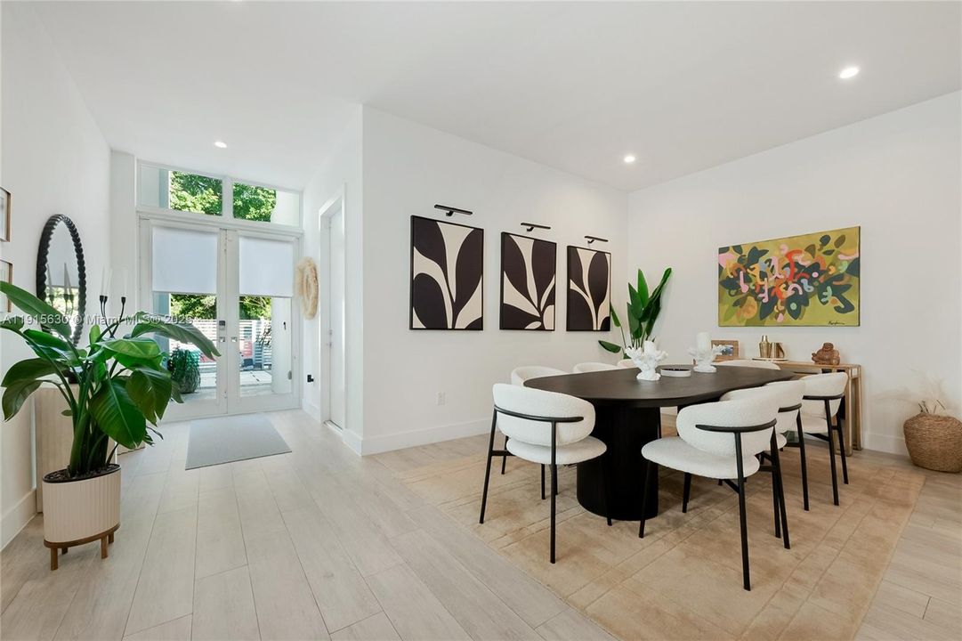 For Sale: $1,800,000 (4 beds, 4 baths, 2512 Square Feet)