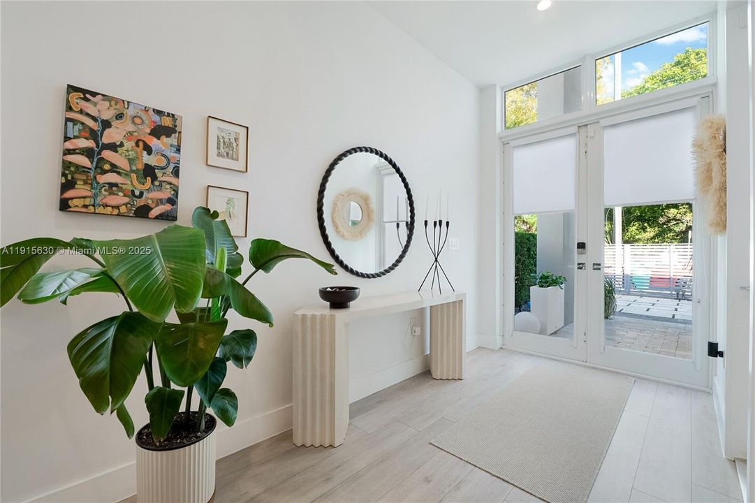 For Sale: $1,800,000 (4 beds, 4 baths, 2512 Square Feet)