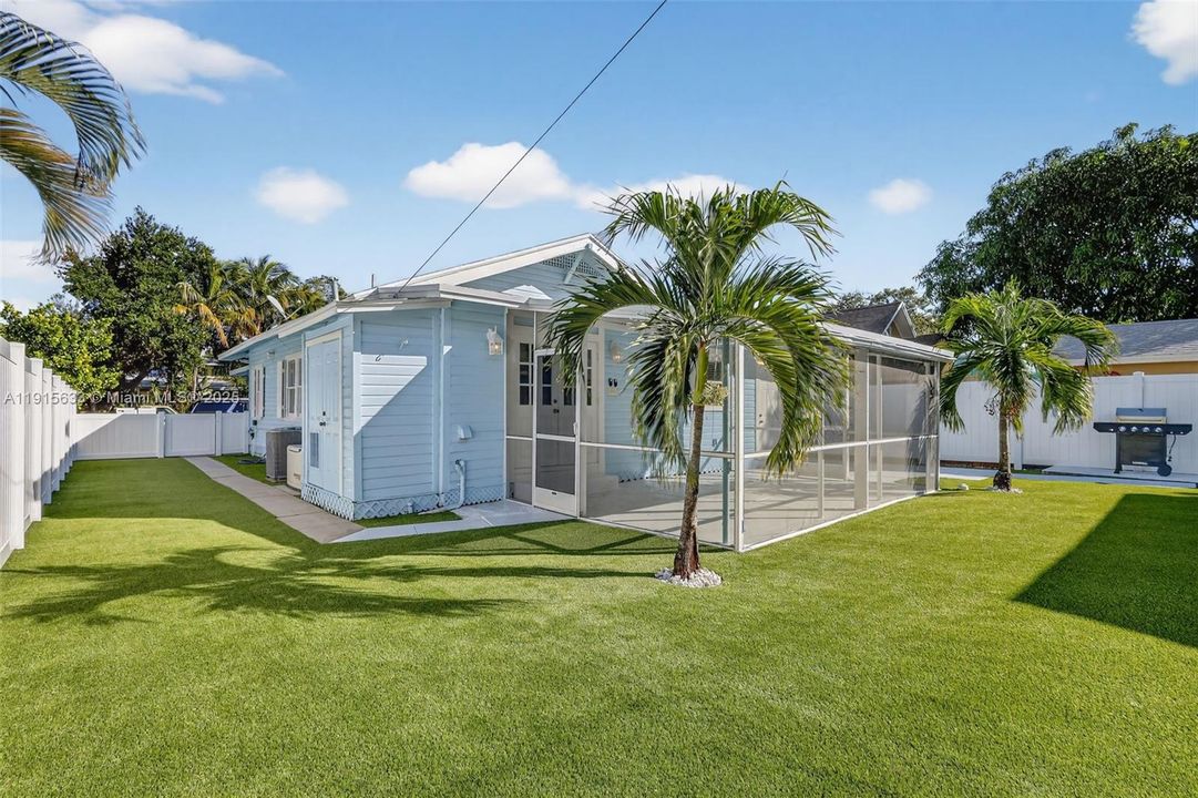 出租: $4,290 (2 贝兹, 2 浴室, 1488 平方英尺)