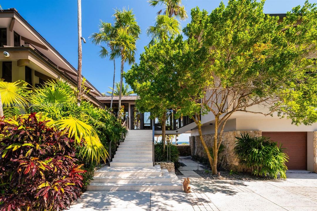 For Sale: $24,950,000 (4 beds, 5 baths, 4435 Square Feet)