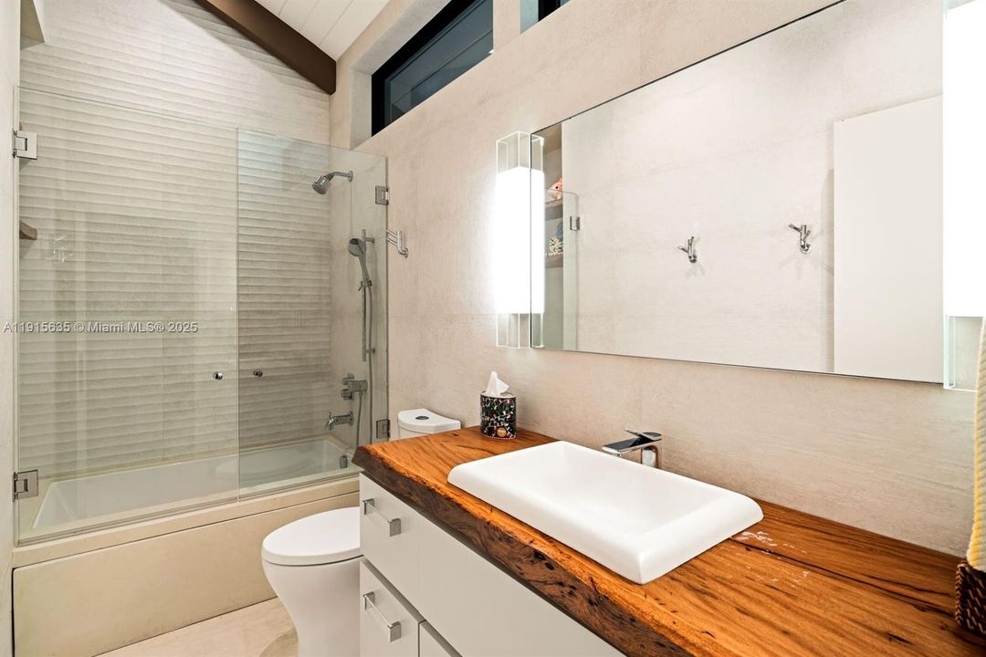 For Sale: $24,950,000 (4 beds, 5 baths, 4435 Square Feet)