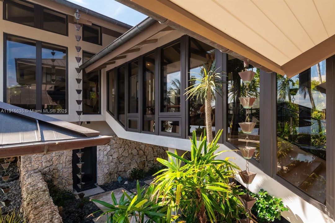 For Sale: $24,950,000 (4 beds, 5 baths, 4435 Square Feet)