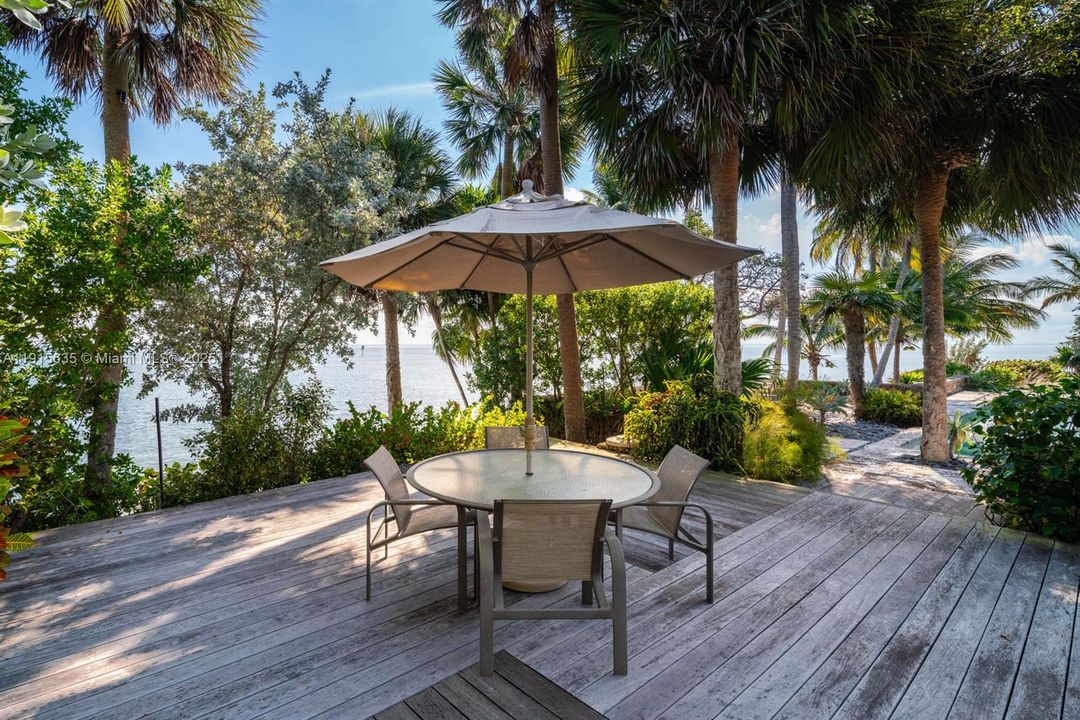 For Sale: $24,950,000 (4 beds, 5 baths, 4435 Square Feet)