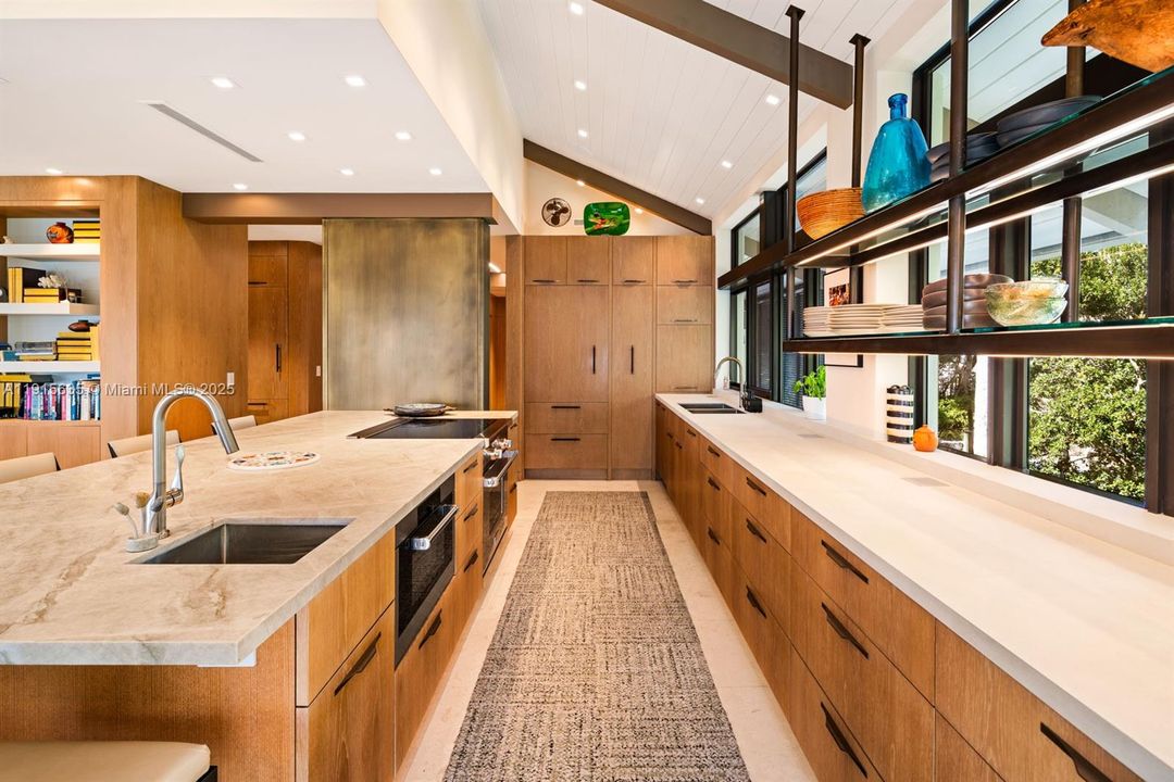 For Sale: $24,950,000 (4 beds, 5 baths, 4435 Square Feet)