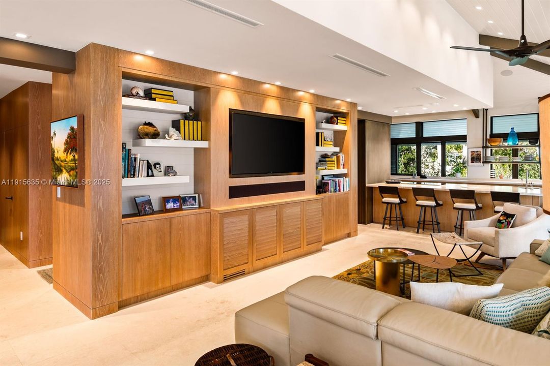 For Sale: $24,950,000 (4 beds, 5 baths, 4435 Square Feet)