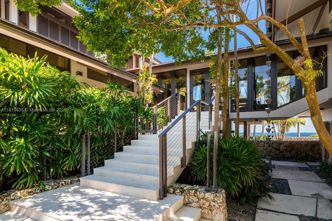 For Sale: $24,950,000 (4 beds, 5 baths, 4435 Square Feet)