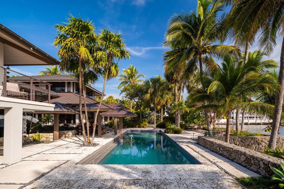 For Sale: $24,950,000 (4 beds, 5 baths, 4435 Square Feet)