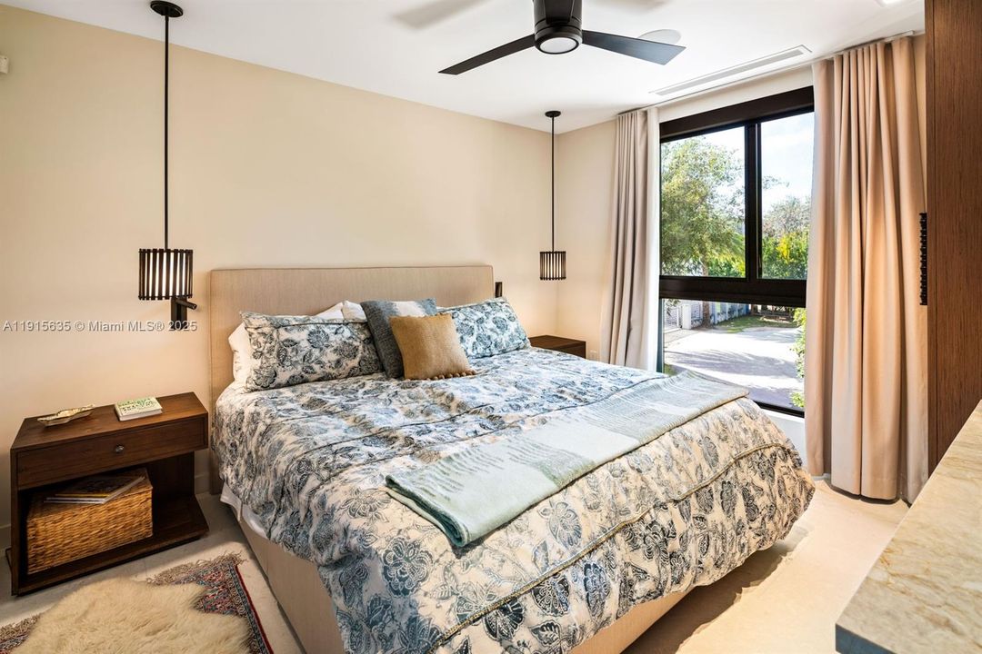 For Sale: $24,950,000 (4 beds, 5 baths, 4435 Square Feet)