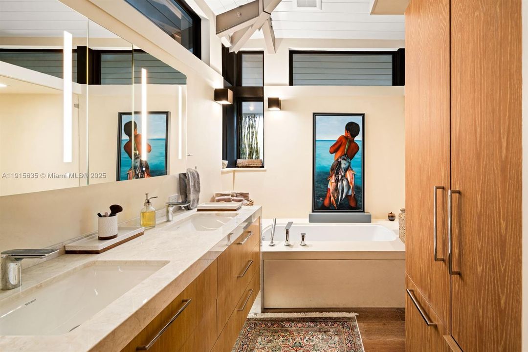 For Sale: $24,950,000 (4 beds, 5 baths, 4435 Square Feet)