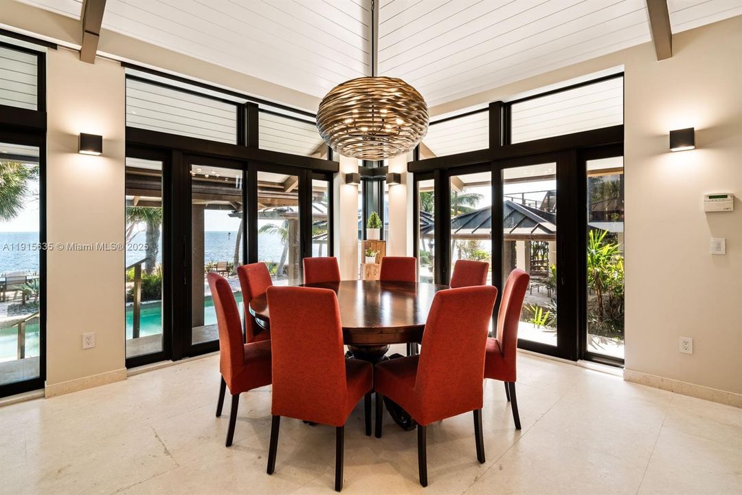 For Sale: $24,950,000 (4 beds, 5 baths, 4435 Square Feet)